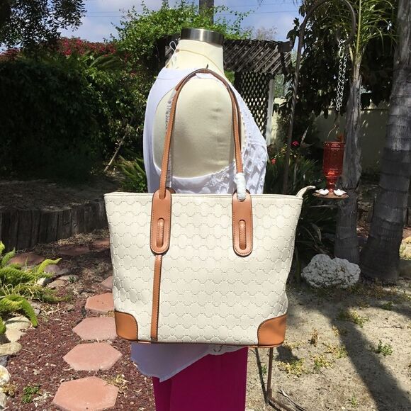 BRAND NEW FASHION WOMEN SHOULDER BAG SET WITH WRISTLET - Picture 9 of 11